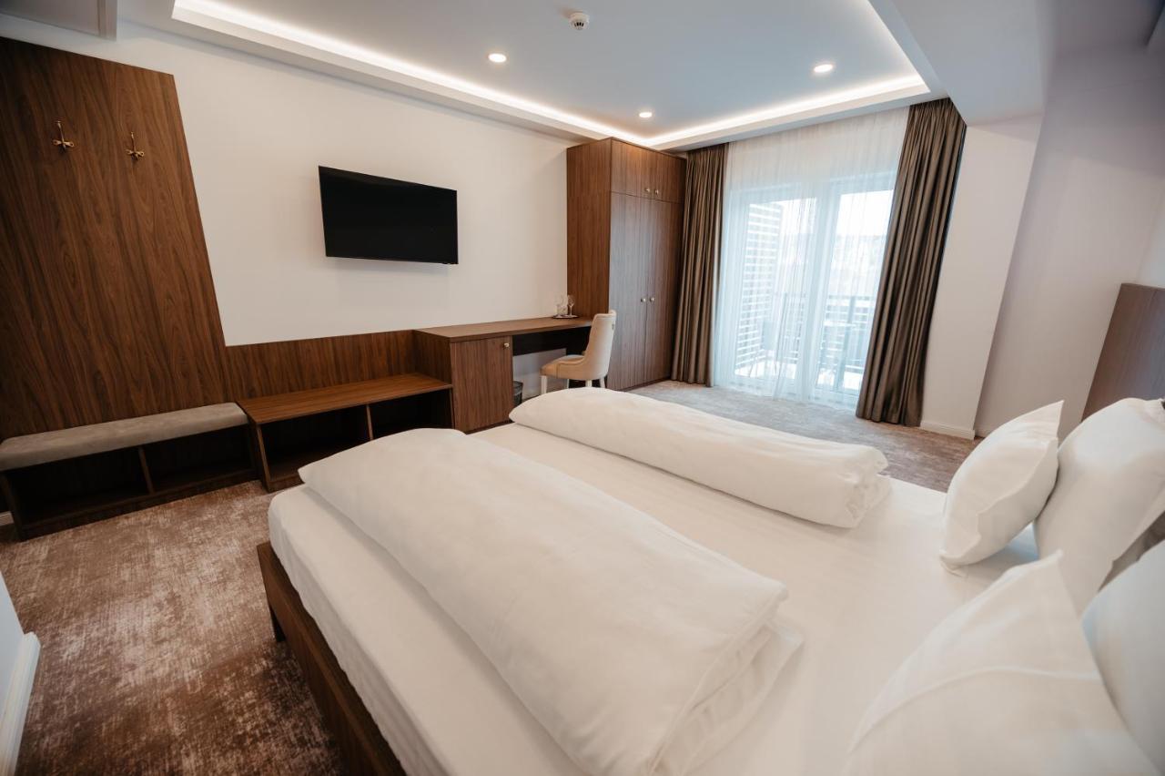 Hotel Ariata Scheia Bagian luar foto